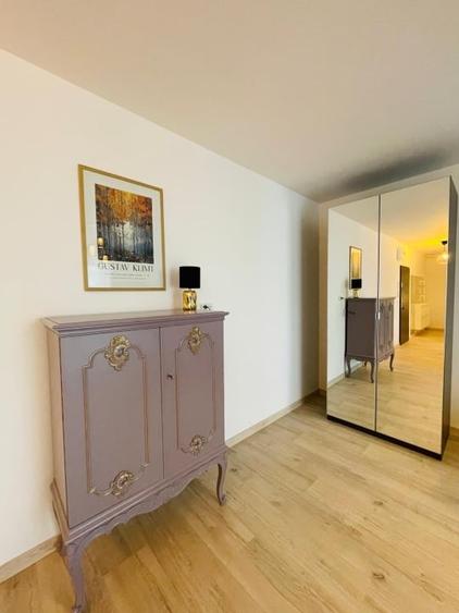 Apartament cu 2 camere decomandat în Podgoria