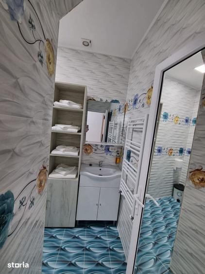 Spațiu comercial, de 2,416 mp, în Central