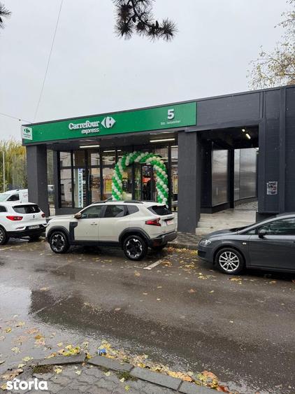Spațiu comercial, de 326 mp, în Central