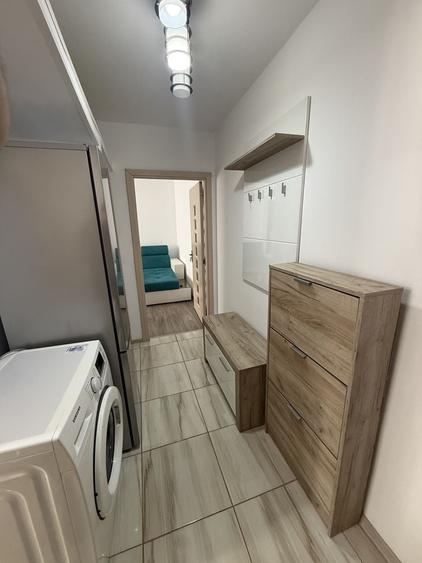 Apartament cu 2 camere semidecomandat în Ostroveni