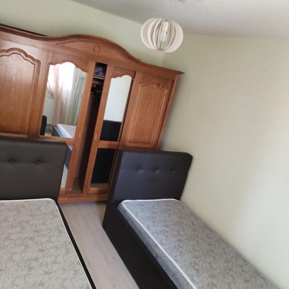 Apartament cu 3 camere semidecomandat în Fortuna