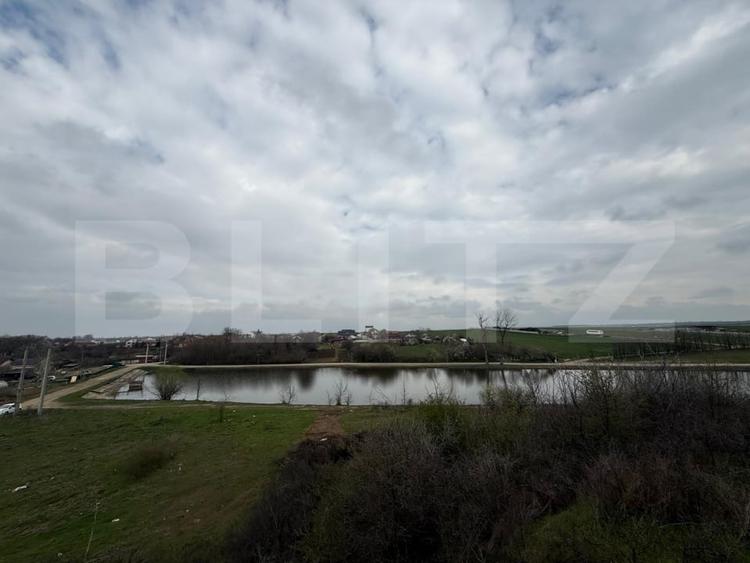 Teren Construcții intravilan de 4623 mp, în Sud