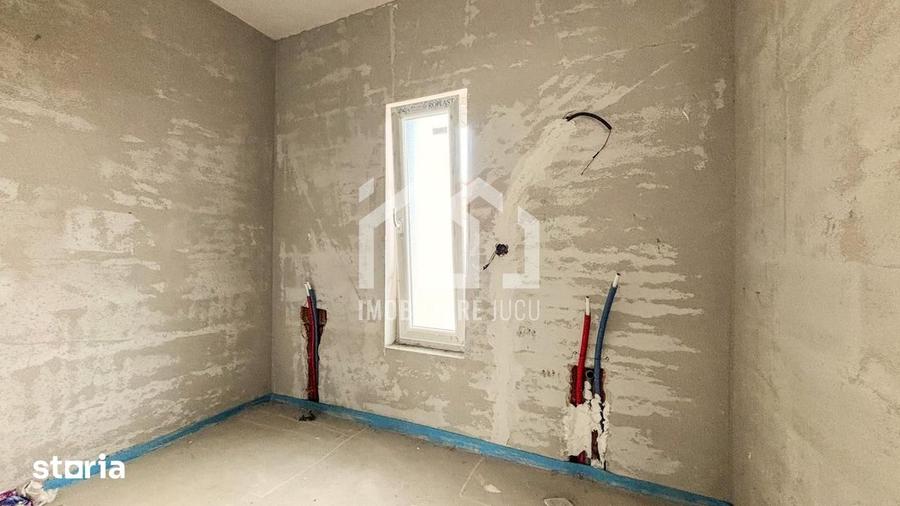 Casă cu 4 camere cu Teren 670 Mp în Jucu