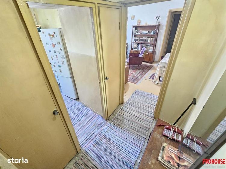 Apartament cu 2 camere semidecomandat în Letea