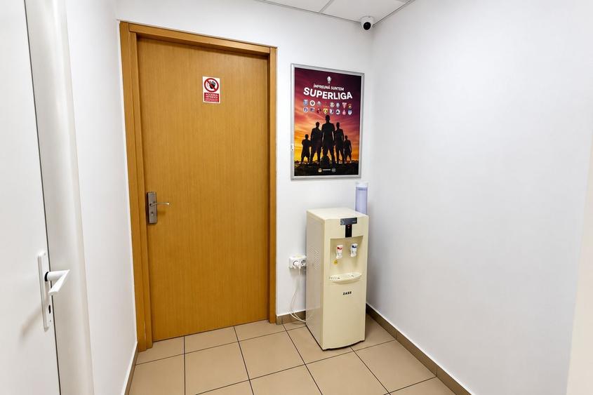 Spațiu comercial, de 33.290000915527 mp, în Crângași