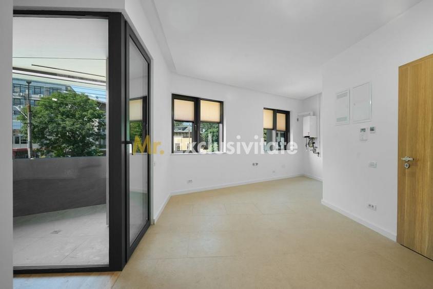 Apartament cu 3 camere decomandat în Trivale