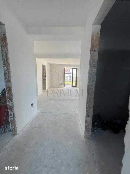 CASA SPATIOASA 4 DORMITOARE BUCATARIE INCHISA ZONA SERENA ASFALT SI TO - 17