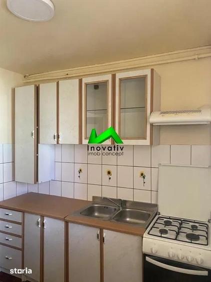 Apartament cu 3 camere decomandat în Vasile Aaron