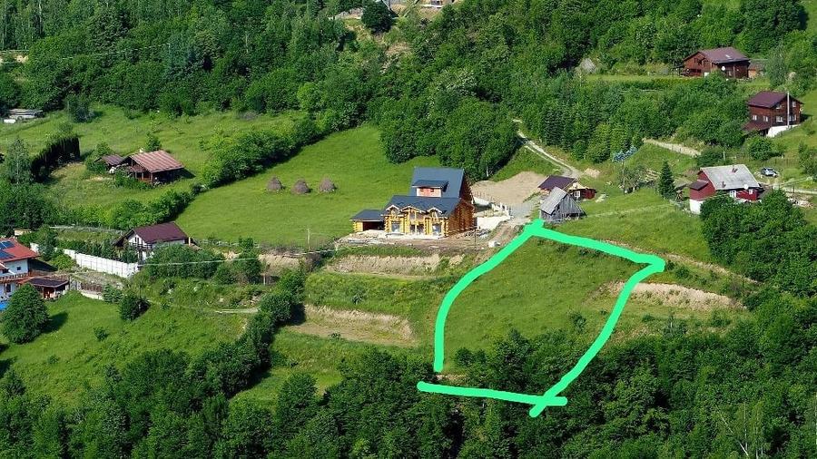 Teren de 1470 mp, în Gilău