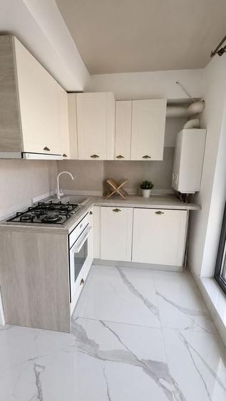 Apartament cu 3 camere decomandat, mobilat în Inel I