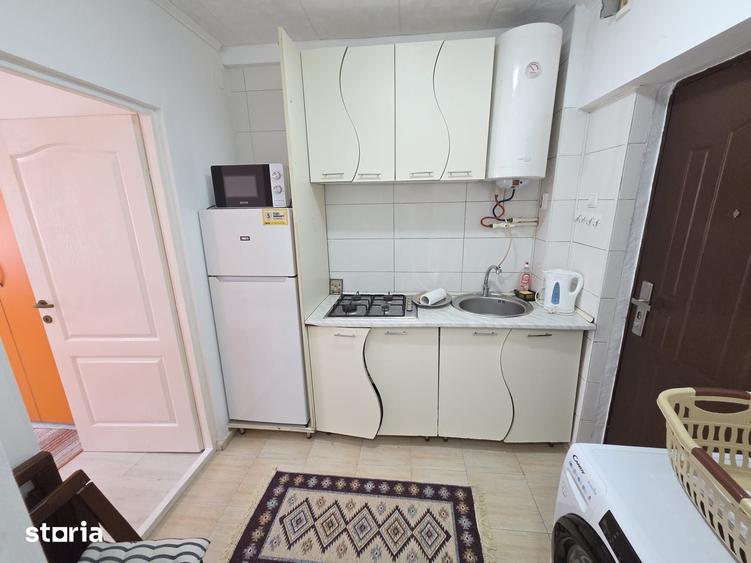 Garsonieră în Micro 11