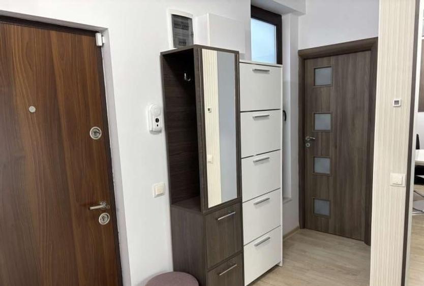 Apartament cu 2 camere semidecomandat, mobilat în Unirii