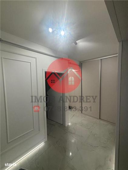 Apartament cu 3 camere decomandat în E3