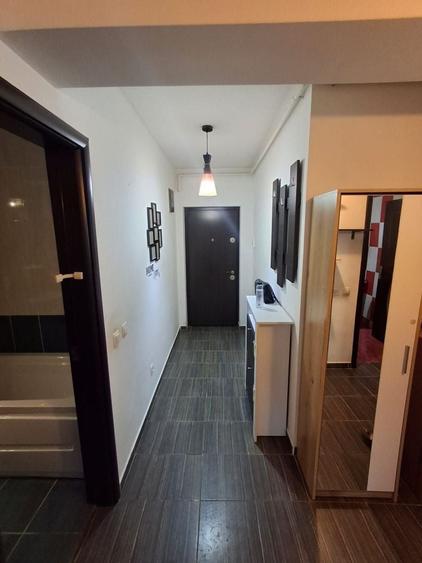 Apartament cu 2 camere decomandat, mobilat în Berceni