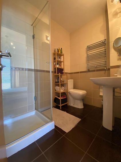 Apartament cu 3 camere decomandat, mobilat în Kiseleff