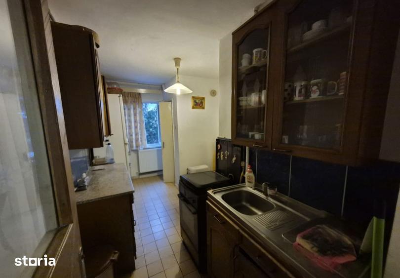 Apartament cu 3 camere în UTA