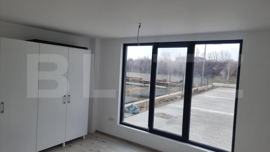 Spațiu industrial, de 600 mp, în Brazi