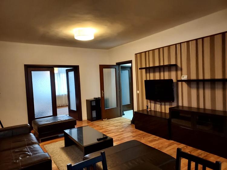 Apartament cu 3 camere în Dorobanți