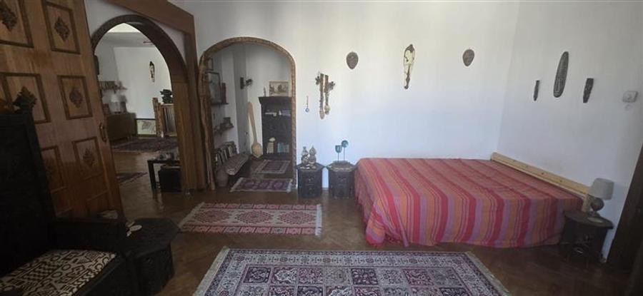 Apartament cu 3 camere decomandat în Universitate