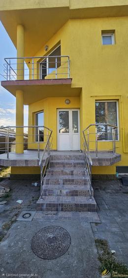 Spațiu comercial, de 120 mp, în Central