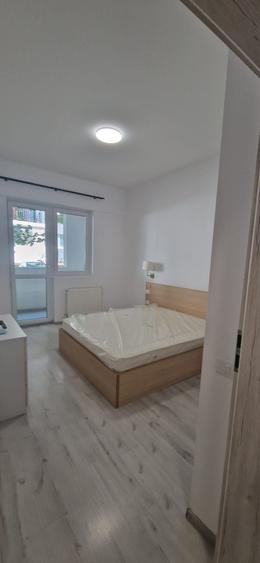 Apartament cu 2 camere decomandat în Runcu