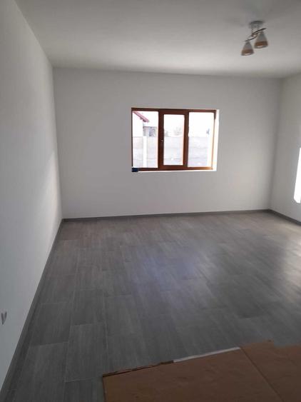 Casă cu 3 camere în Sânmihaiu German