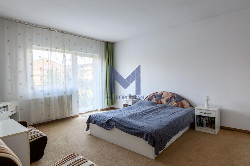 Duplex cu 5 camere cu Canalizare în Florești