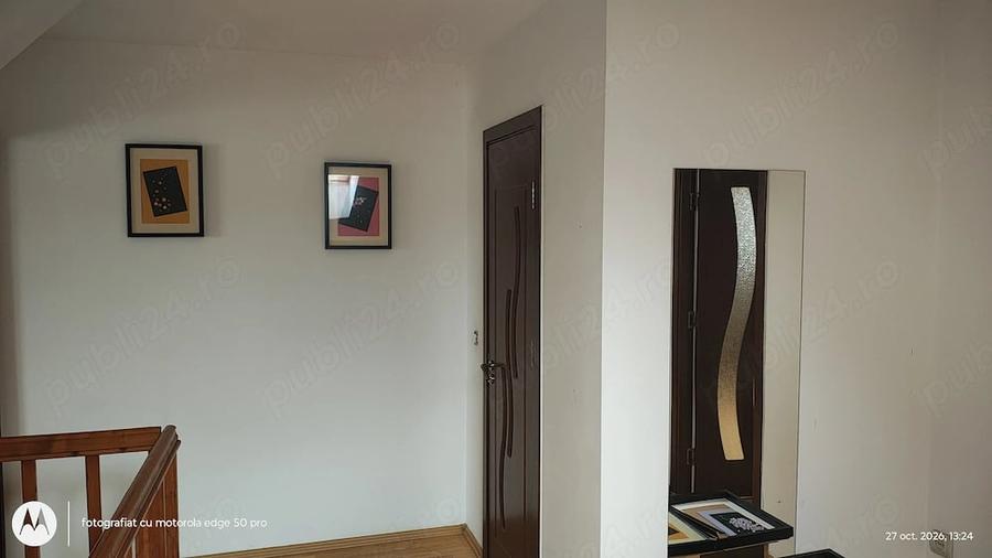 Apartament cu 3 camere decomandat în Exterior Vest