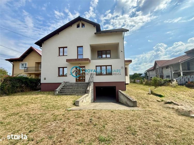 Casă cu 5 camere cu Teren 3700 Mp în Boldești