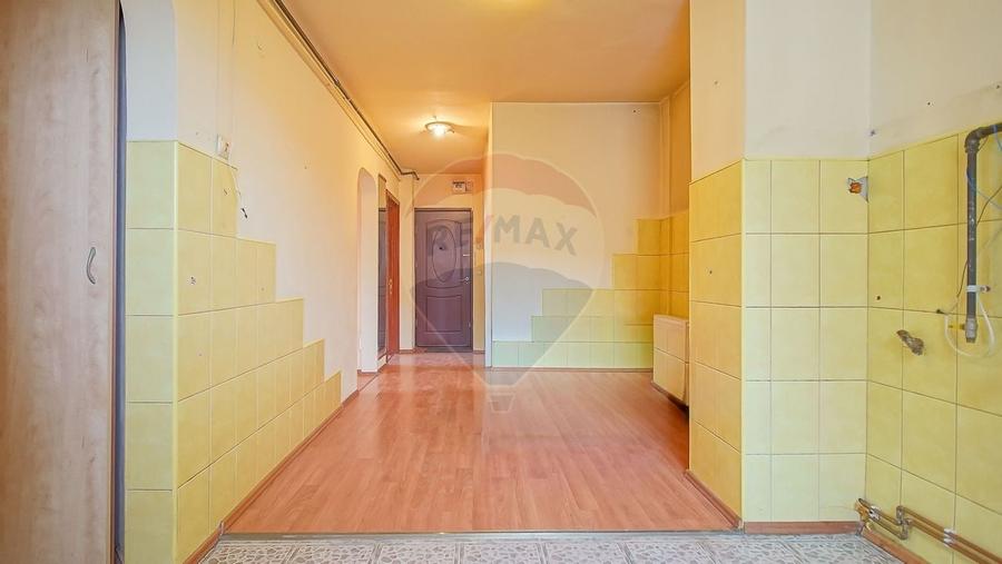 Apartament cu 3 camere circular în Astra