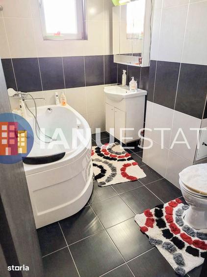 Apartament cu 3 camere decomandat în Berceni