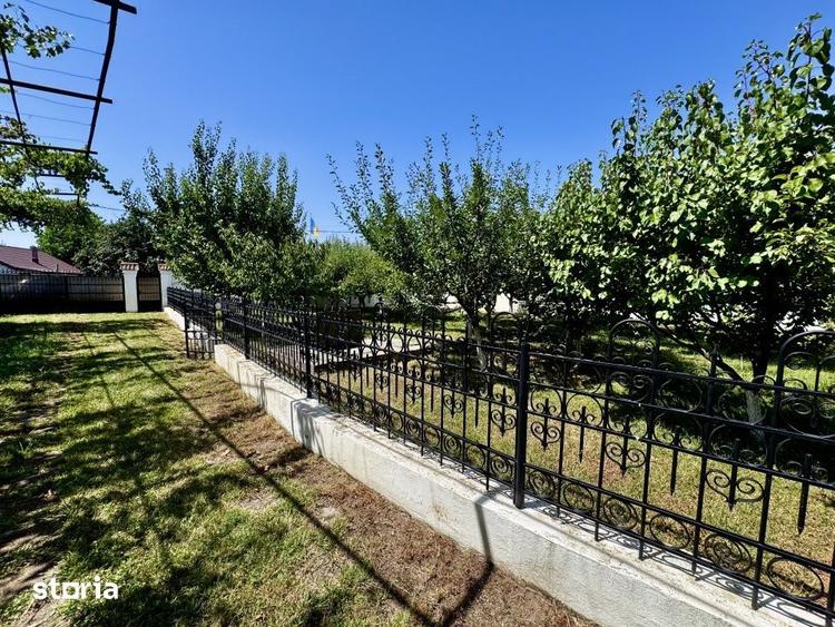 Casă cu 7 camere cu Teren 1150 Mp în Gruiu