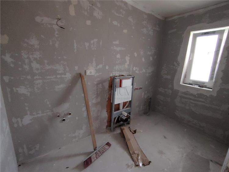 Duplex cu 3 camere cu Teren 323 Mp în Moșnița Nouă