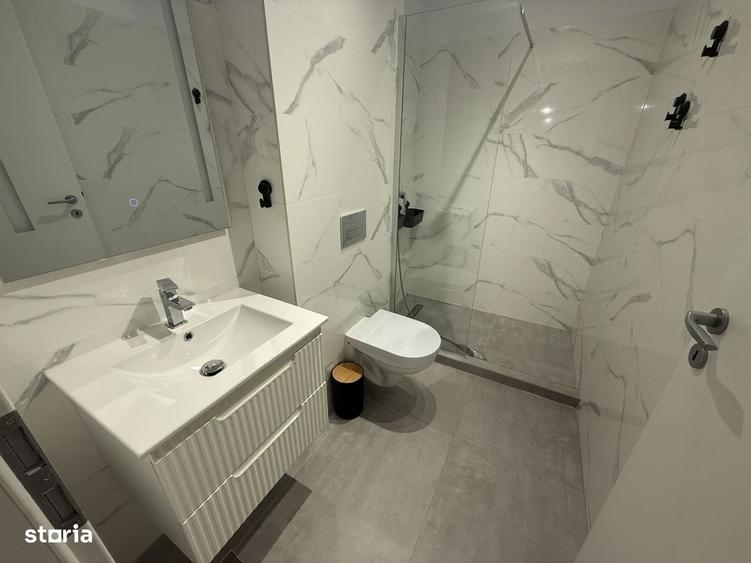 Apartament cu 2 camere semidecomandat în Baicului