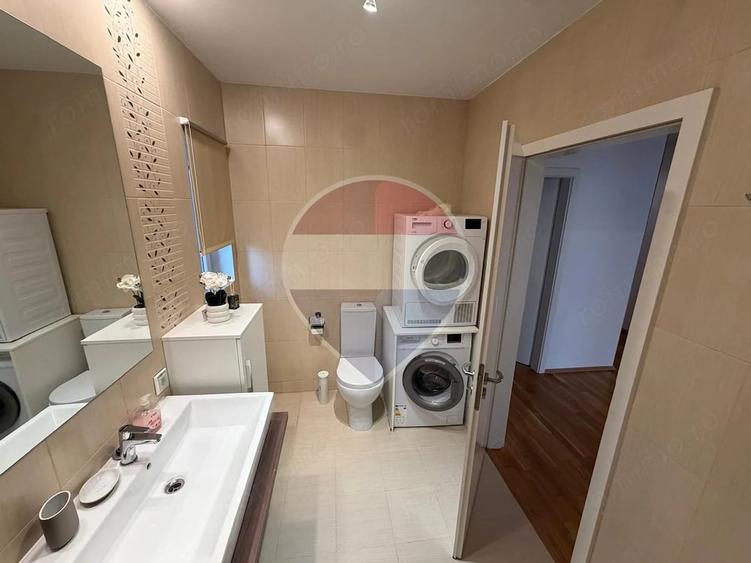 Apartament cu 4 camere decomandat în Central