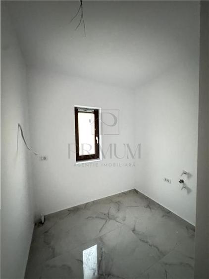 Duplex cu 5 camere cu Teren 270 Mp în Giroc