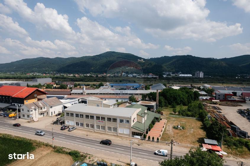 Spațiu comercial, de 1,132 mp, în Vânători-Neamț