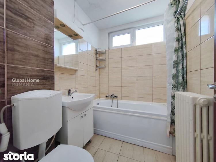 Apartament cu 3 camere semidecomandat în Floreasca