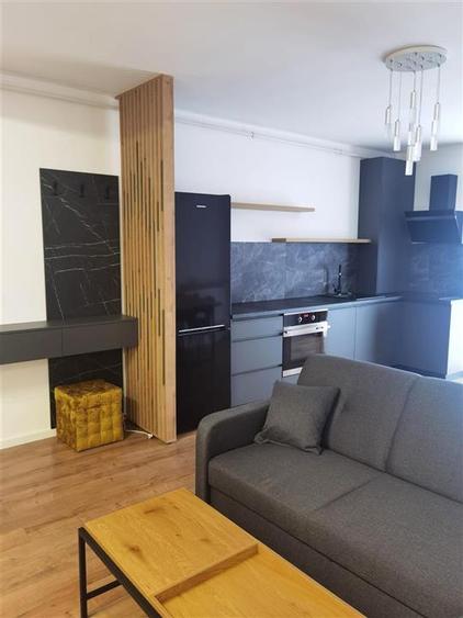 Apartament cu 2 camere decomandat în Orașul Vechi