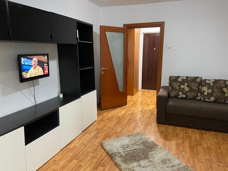 Garsonieră semidecomandată, mobilată în Titan