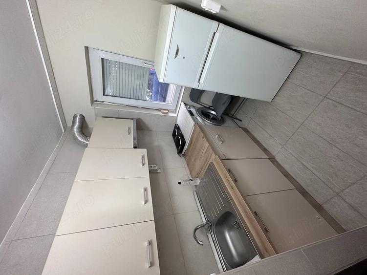 Garsonieră decomandată în Complex Studențesc