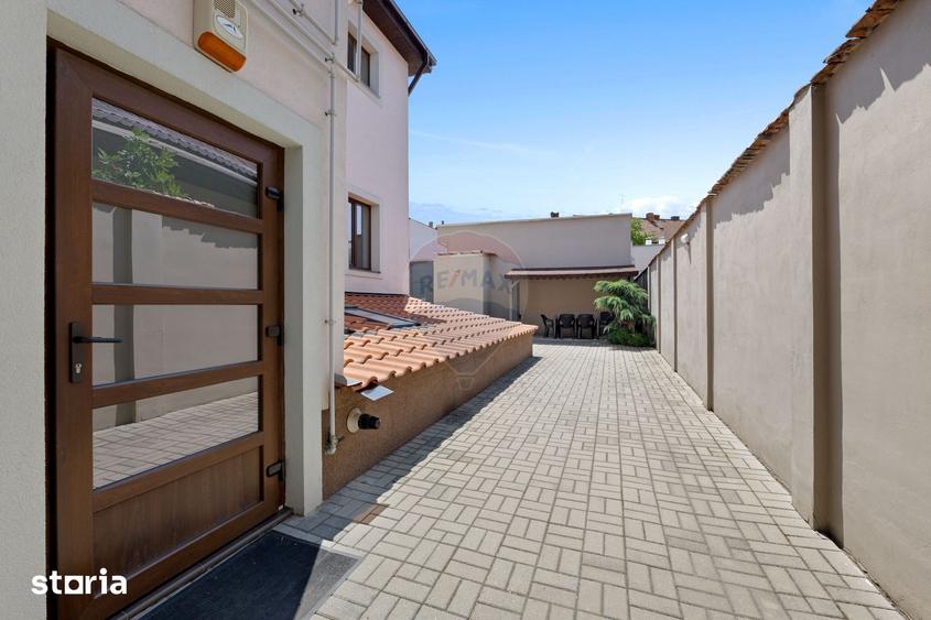 Apartament cu 2 camere, mobilat în Ultracentral