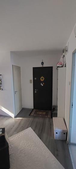 Apartament cu 2 camere decomandat în Inel I