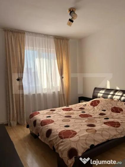 Apartament 3 camere, 71 mp, zona Nicolina - 6
