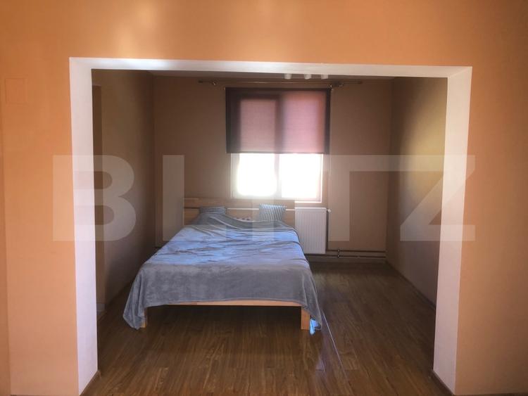 Casă individuală cu 5 camere cu Canalizare în Ciuperceni