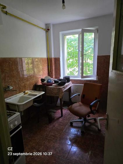Apartament cu 2 camere semidecomandat în Exterior Vest