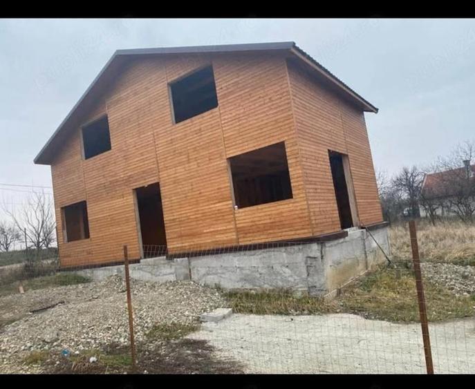 Casa de lemn de vanzare - 4
