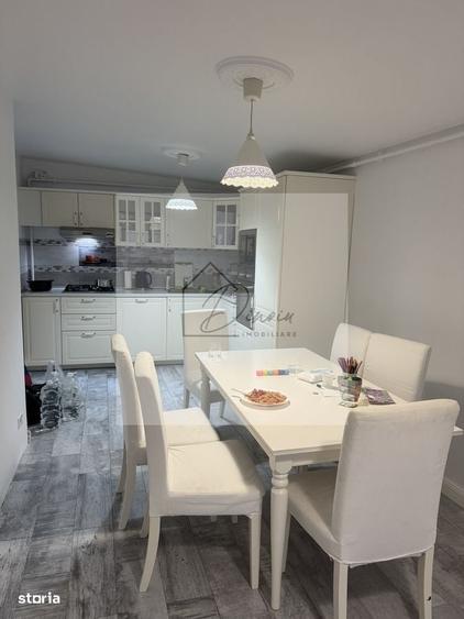 Apartament cu 3 camere semidecomandat în Aviației