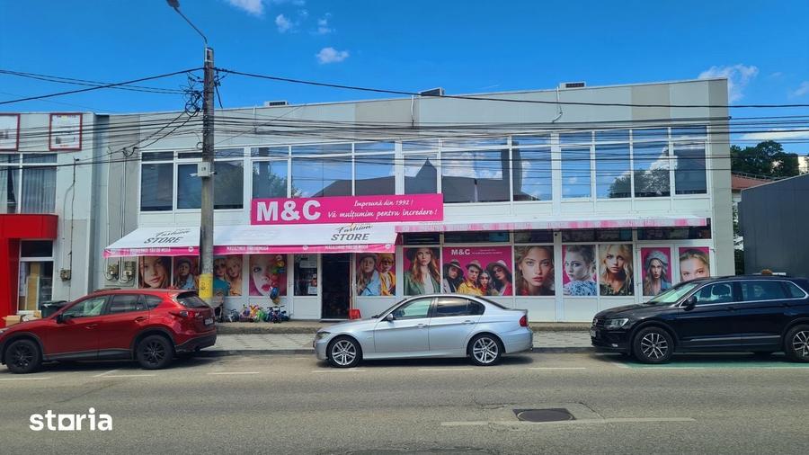 Spațiu comercial, de 380 mp, în Central