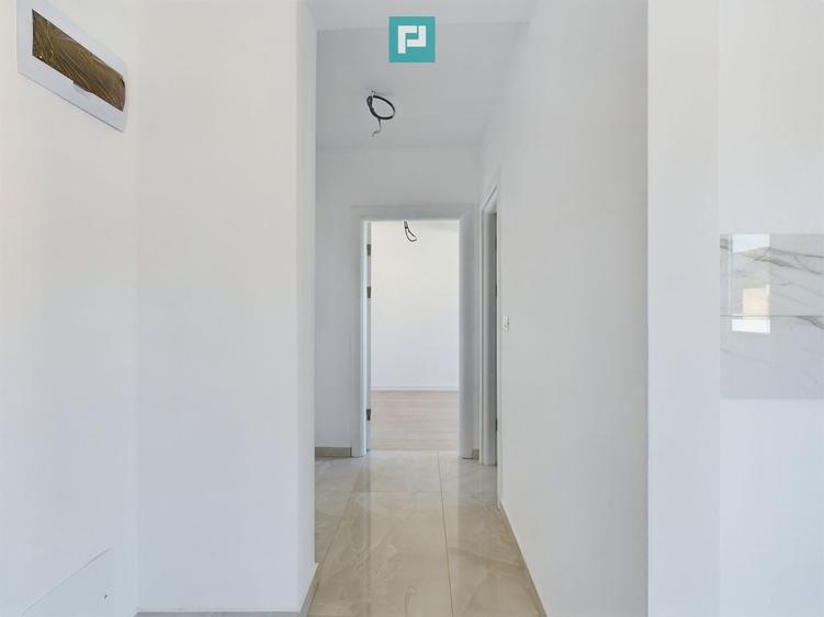 Apartament cu 3 camere semidecomandat în Giroc — fotografia 3